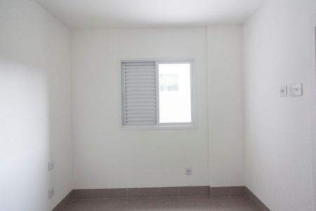 Apartamento para alugar com 94m², 3 quartos e 2 vagasQuarto 2