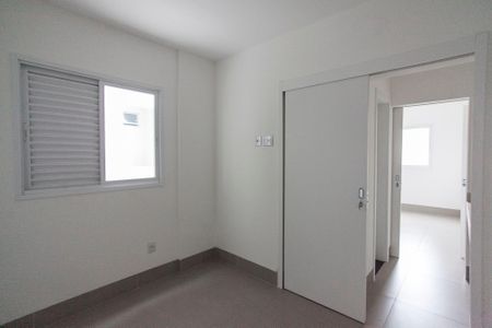 Apartamento para alugar com 94m², 3 quartos e 2 vagasQuarto 2