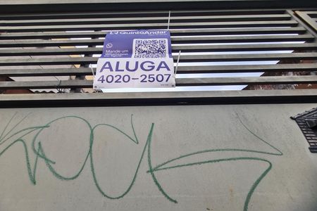 Casa para alugar com 35m², 1 quarto e 1 vaga Casa para alugar com 35m², 1 quarto e 1 vagaplaquinha