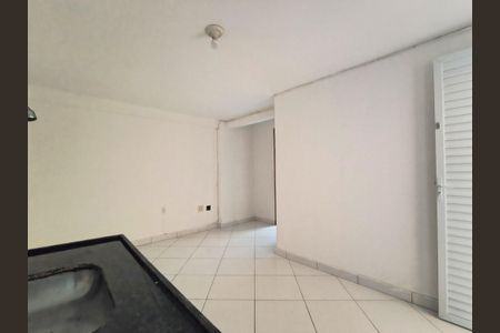 Casa para alugar com 40m², 1 quarto e sem vaga Casa para alugar com 40m², 1 quarto e sem vagaSala/cozinha