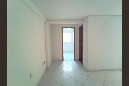 Casa para alugar com 40m², 1 quarto e sem vaga Casa para alugar com 40m², 1 quarto e sem vagaCorredor
