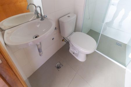 Apartamento para alugar com 37m², 2 quartos e sem vaga Apartamento para alugar com 37m², 2 quartos e sem vagaBanheiro