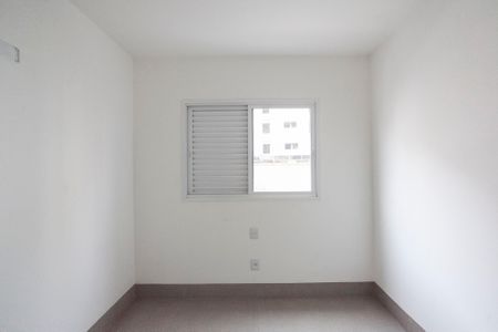 Apartamento para alugar com 94m², 3 quartos e 1 vaga Apartamento para alugar com 94m², 3 quartos e 1 vagaQuarto