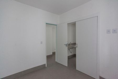Apartamento para alugar com 94m², 3 quartos e 1 vaga Apartamento para alugar com 94m², 3 quartos e 1 vagaQuarto 2