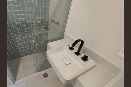 Apartamento para alugar com 120m², 3 quartos e sem vaga Apartamento para alugar com 120m², 3 quartos e sem vagaBanheiro da Suíte