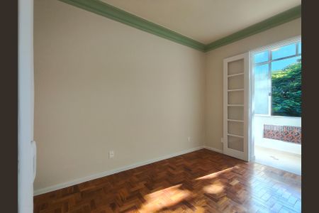 Apartamento para alugar com 120m², 3 quartos e sem vaga Apartamento para alugar com 120m², 3 quartos e sem vagaQuarto 1