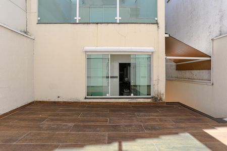 Casa para alugar com 150m², 3 quartos e 2 vagas Casa para alugar com 150m², 3 quartos e 2 vagasQuintal