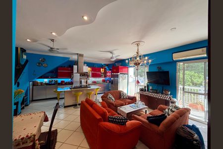 Apartamento para alugar com 180m², 2 quartos e 1 vagaSala