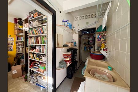 Apartamento para alugar com 180m², 2 quartos e 1 vagaÁrea de serviço