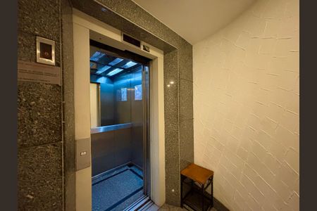 Apartamento para alugar com 180m², 2 quartos e 1 vagaPortaria - elevador