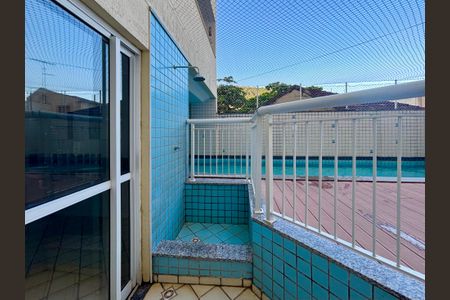 Apartamento para alugar com 180m², 2 quartos e 1 vagaÁrea comum - piscina