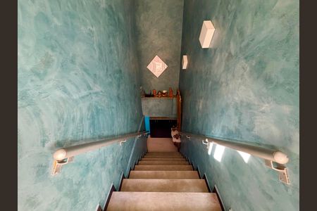 Apartamento para alugar com 180m², 2 quartos e 1 vagaCobertura - escada de acesso