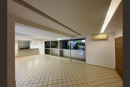 Apartamento para alugar com 180m², 2 quartos e 1 vagaÁrea comum - salão de festas