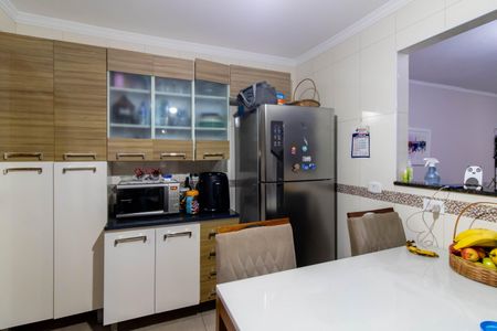 Casa à venda com 102m², 2 quartos e 2 vagasCozinha
