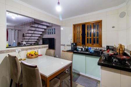 Casa à venda com 102m², 2 quartos e 2 vagasCozinha