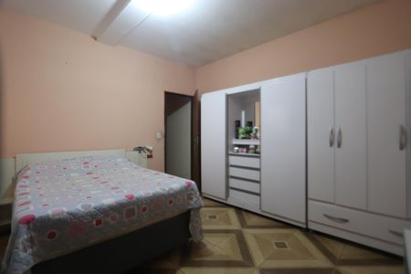 Suíte de casa à venda com 4 quartos, 125m² em Fazenda da Juta, São Paulo