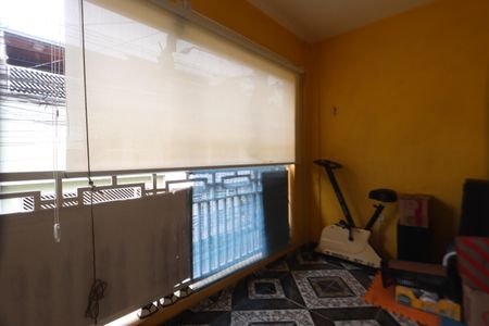 Varanda de casa à venda com 4 quartos, 125m² em Fazenda da Juta, São Paulo