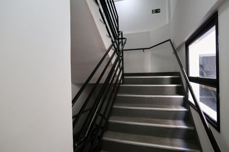 Apartamento à venda com 110m², 2 quartos e 2 vagasEscada