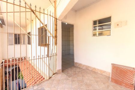 Casa para alugar com 40m², 1 quarto e sem vagaEntrada