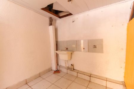 Casa para alugar com 40m², 1 quarto e sem vagaÁrea de Serviço