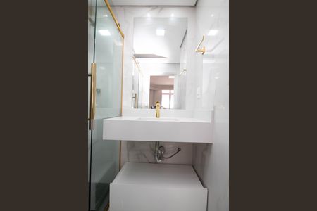 Casa de condomínio para alugar com 250m², 3 quartos e 5 vagas Casa de condomínio para alugar com 250m², 3 quartos e 5 vagasBanheiro da Suíte