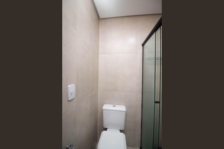 Casa de condomínio para alugar com 250m², 3 quartos e 5 vagas Casa de condomínio para alugar com 250m², 3 quartos e 5 vagasBanheiro 2