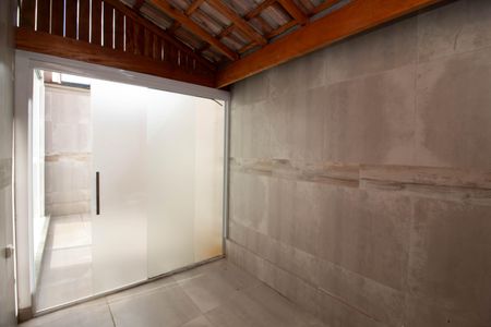 Casa de condomínio para alugar com 250m², 3 quartos e 5 vagas Casa de condomínio para alugar com 250m², 3 quartos e 5 vagasÁrea de Serviço