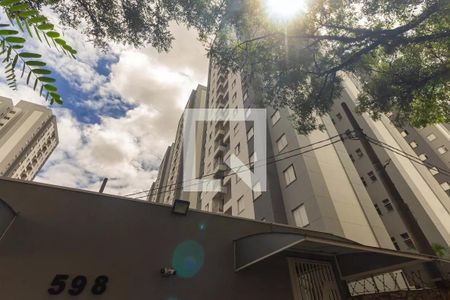 Apartamento para alugar com 80m², 3 quartos e 1 vaga Apartamento para alugar com 80m², 3 quartos e 1 vagaFachada