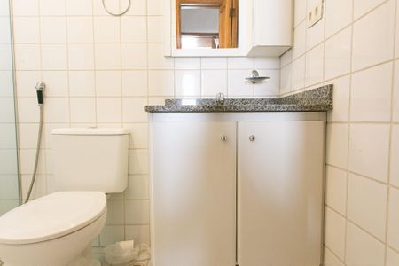 Apartamento para alugar com 80m², 3 quartos e 1 vaga Apartamento para alugar com 80m², 3 quartos e 1 vagaBanheiro