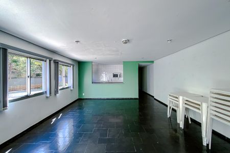 Apartamento à venda com 40m², 1 quarto e 1 vagaÁrea comum - Salão de festas