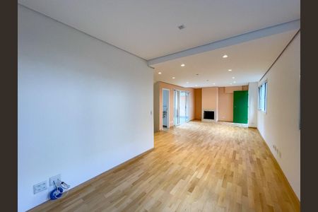 Casa de condomínio para alugar com 230m², 3 quartos e 4 vagasFoto 04