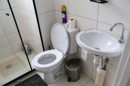 Apartamento para alugar com 45m², 2 quartos e 1 vaga Apartamento para alugar com 45m², 2 quartos e 1 vagaBanheiro