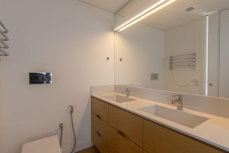 Apartamento para alugar com 94m², 1 quarto e 3 vagasBanheiro da Suíte