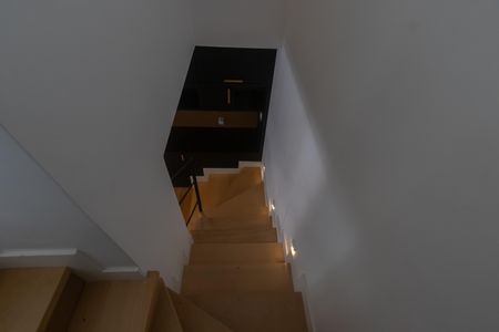 Apartamento para alugar com 94m², 1 quarto e 3 vagasEscada