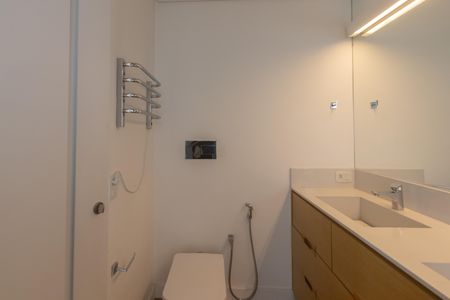 Apartamento para alugar com 94m², 1 quarto e 3 vagasBanheiro da Suíte