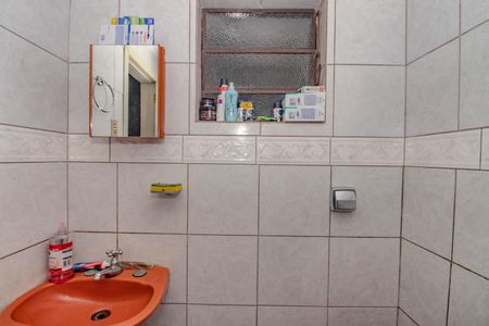 Casa à venda com 78m², 2 quartos e 2 vagas Casa à venda com 78m², 2 quartos e 2 vagasBanheiro