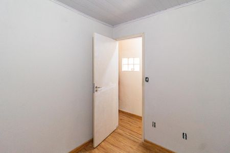 Quarto 1 de casa para alugar com 2 quartos, 60m² em Jardim Ana Estela, Carapicuíba