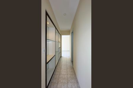 Apartamento à venda com 84m², 3 quartos e 1 vagaCorredor