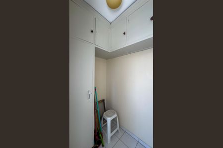 Apartamento à venda com 84m², 3 quartos e 1 vagaÁrea de Serviço