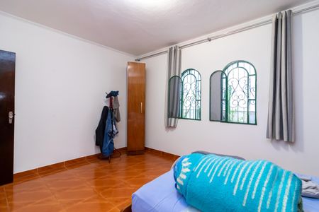 Suíte de casa à venda com 3 quartos, 330m² em Vila Continental, São Paulo