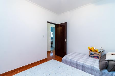 Casa à venda com 330m², 3 quartos e 4 vagasQuarto 2