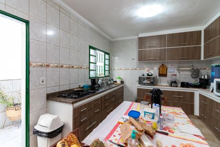 Casa à venda com 330m², 3 quartos e 4 vagasCozinha