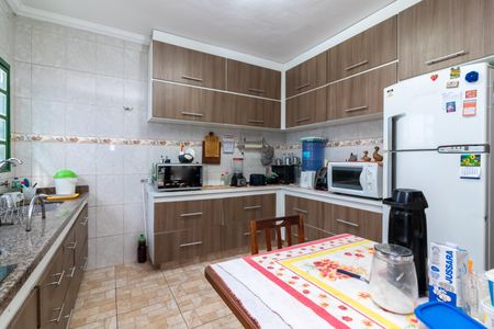 Casa à venda com 330m², 3 quartos e 4 vagasCozinha