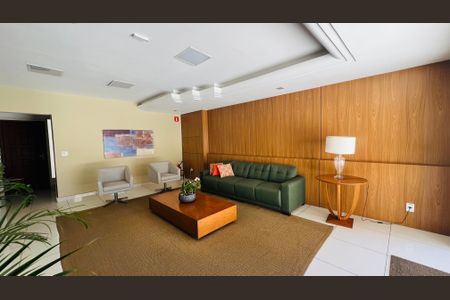 Apartamento para alugar com 74m², 2 quartos e 1 vagaÁrea externa