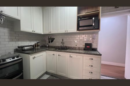 Apartamento para alugar com 74m², 2 quartos e 1 vagaCozinha