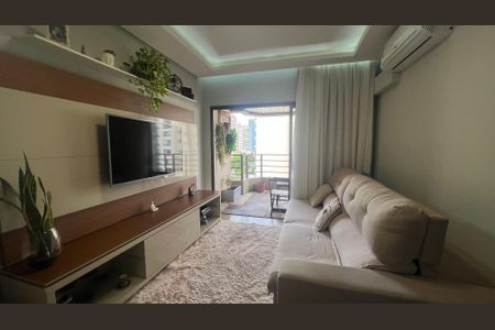 Apartamento para alugar com 74m², 2 quartos e 1 vagaSala