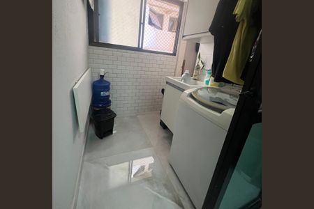 Apartamento para alugar com 74m², 2 quartos e 1 vagaÁrea de serviço