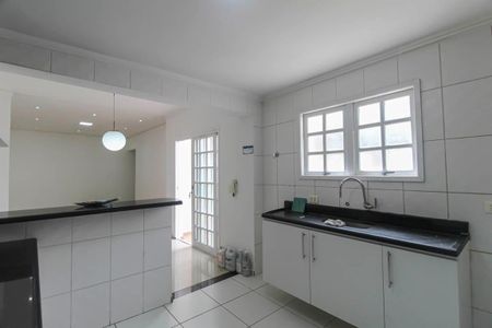 Casa para alugar com 130m², 3 quartos e 3 vagas