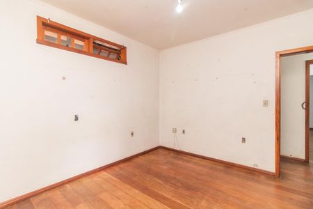 Casa para alugar com 333m², 4 quartos e 6 vagas Casa para alugar com 333m², 4 quartos e 6 vagasQuarto 1