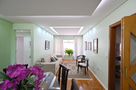 Apartamento à venda com 90m², 2 quartos e 1 vagaSala